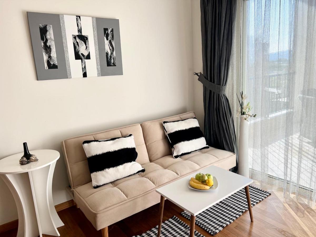 Odyssey Beach Front Apartment La Canea Exterior foto